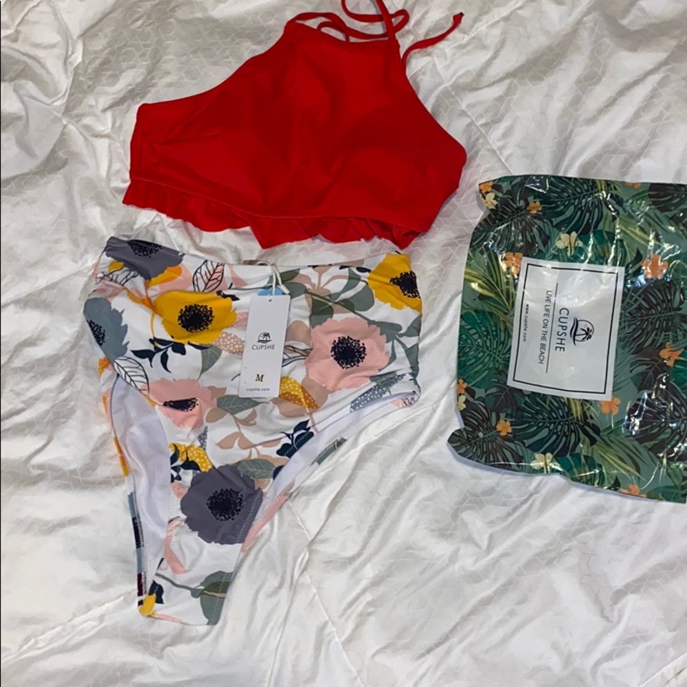 Cupshe High-Waisted Bikini